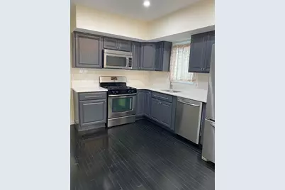 840 South St #1, Boston, MA 02131 - Photo 2