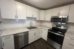 45 Belle Isle, Revere, MA 02151 - Photo 2