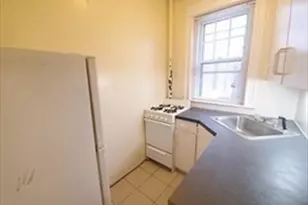 1568 Commonwealth Ave, Boston, MA 02135 - Photo 4