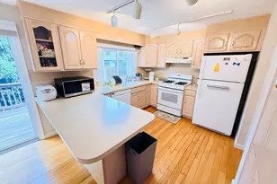399 Pond St, Braintree, MA 02184 - Photo 12
