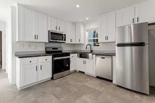 161 Newbury, Peabody, MA 01960 - Photo 16