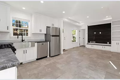 161 Newbury #32, Peabody, MA 01960 - Photo 20