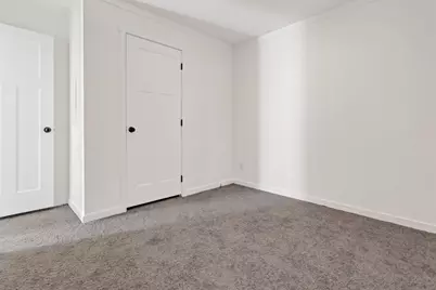 161 Newbury #32, Peabody, MA 01960 - Photo 16