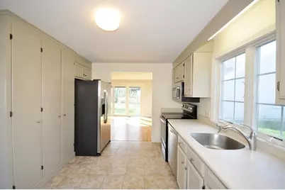 15 Seaborn Place #15, Lexington, MA 02420 - Photo 6