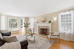 2 Pipers Gln, Andover, MA 01810 - Photo 20