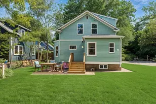 71 Cottage St, Boston, MA 02132 - Photo 6