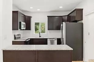 71 Cottage St, Boston, MA 02132 - Photo 12
