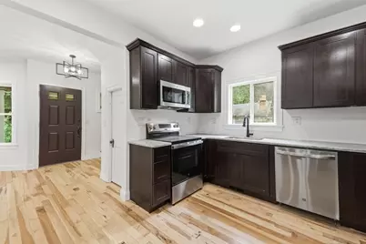 71 Cottage Street, Boston, MA 02132 - Photo 18