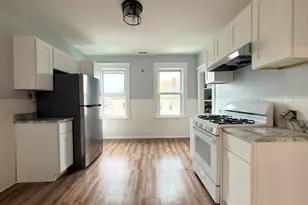 90 Vernon St, Worcester, MA 01610 - Photo 4
