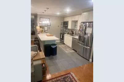 16 Harcourt St #1F, Boston, MA 02116 - Photo 2