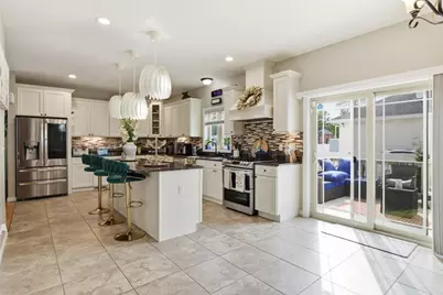 11 Elaine Cir, Springfield, MA 01109 - Photo 22