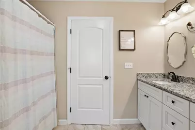 11 Elaine Cir, Springfield, MA 01109 - Photo 34