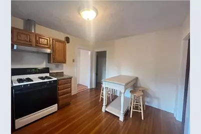 382 Beale St #2, Quincy, MA 02169 - Photo 2