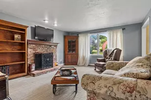 17 Sycamore Dr, Rutland, MA 01543 - Photo 14