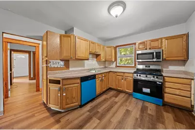 391 Poplar St #2, Boston, MA 02131 - Photo 12