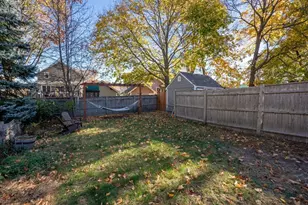 15 Batchelder St, Melrose, MA 02176 - Photo 26