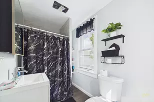 283 Pleasant St, New Bedford, MA 02740 - Photo 18