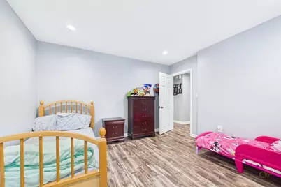 283 Pleasant St, New Bedford, MA 02740 - Photo 36