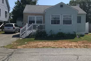 27 McArthur Ln, Marshfield, MA 02050 - Photo 1