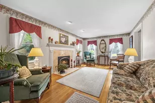 37 Malbone St, Lakeville, MA 02347 - Photo 10