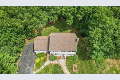 37 Malbone St, Lakeville, MA 02347 - Photo 18