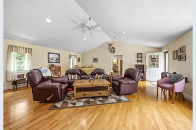 37 Malbone St, Lakeville, MA 02347 - Photo 22