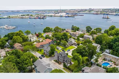 24 Oxford Street, Fairhaven, MA 02719 - Photo 4