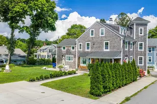 24 Oxford St, Fairhaven, MA 02719 - Photo 2
