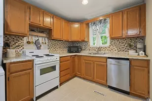 41 Myrtle St, Rockland, MA 02370 - Photo 30