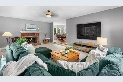247 Bridges Ln, North Andover, MA 01845 - Photo 10
