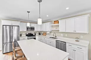 1005 Auburn St, Whitman, MA 02382 - Photo 18