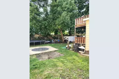 12 Lincoln Street, Pittsfield, MA 01201 - Photo 6
