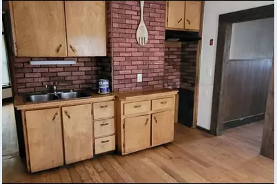 23 Atkins St #0, Chicopee, MA 01013 - Photo 2