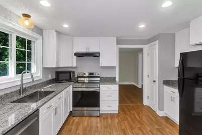 127 Szetela Drive, Chicopee, MA 01013 - Photo 2