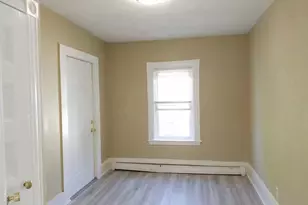 25 Oakland Ave, Everett, MA 02149 - Photo 4