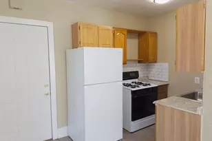 25 Oakland Ave, Everett, MA 02149 - Photo 1