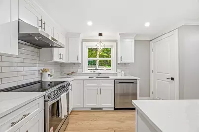 63 Russell Rd, Wellesley, MA 02482 - Photo 12