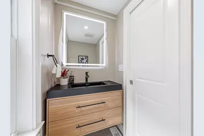 63 Russell Rd, Wellesley, MA 02482 - Photo 14