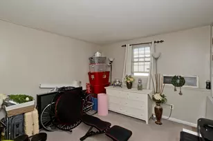 1304 Elm St, West Springfield, MA 01089 - Photo 20