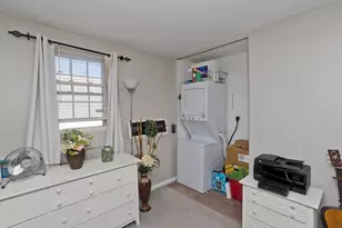 1304 Elm St, West Springfield, MA 01089 - Photo 18
