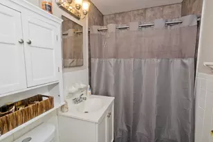 1304 Elm St, West Springfield, MA 01089 - Photo 14