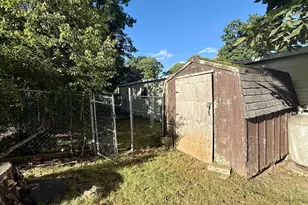 3 Heritage Dr, Warren, MA 01083 - Photo 18