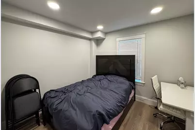 33 Hamilton St #1, Medford, MA 02155 - Photo 10