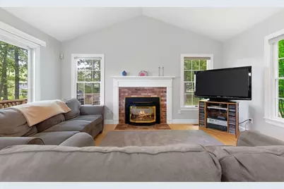2 Laurel Street, Lexington, MA 02421 - Photo 2