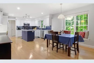 2 Laurel Street, Lexington, MA 02421 - Photo 8