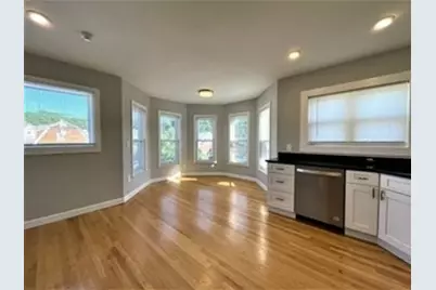 539 Lincoln Ave #2, Saugus, MA 01906 - Photo 2
