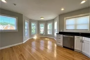 539 Lincoln Ave, Saugus, MA 01906 - Photo 2