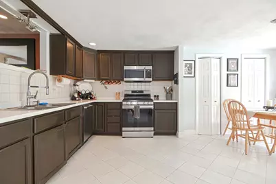 15 Bower S Bower, Malden, MA 02148 - Photo 8
