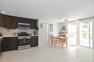 15 Bower S Bower, Malden, MA 02148 - Photo 10