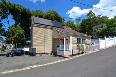 15 Bower S Bower, Malden, MA 02148 - Photo 2